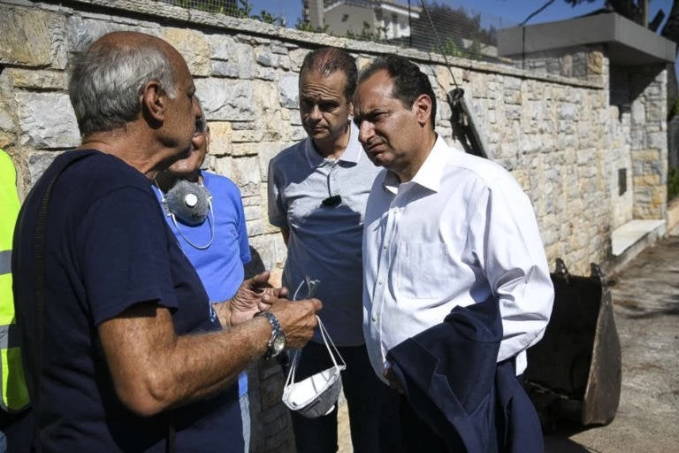 Σώθηκαν τώρα! – Σπίρτζης σε πυρόπληκτους στο Μάτι: Και να σας έρθει ο ΕΝΦΙΑ μην ανησυχήσετε